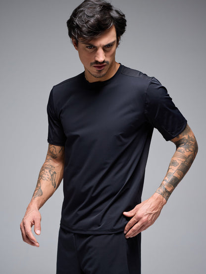 CAMISETA BYND OSAKA - NEGRO