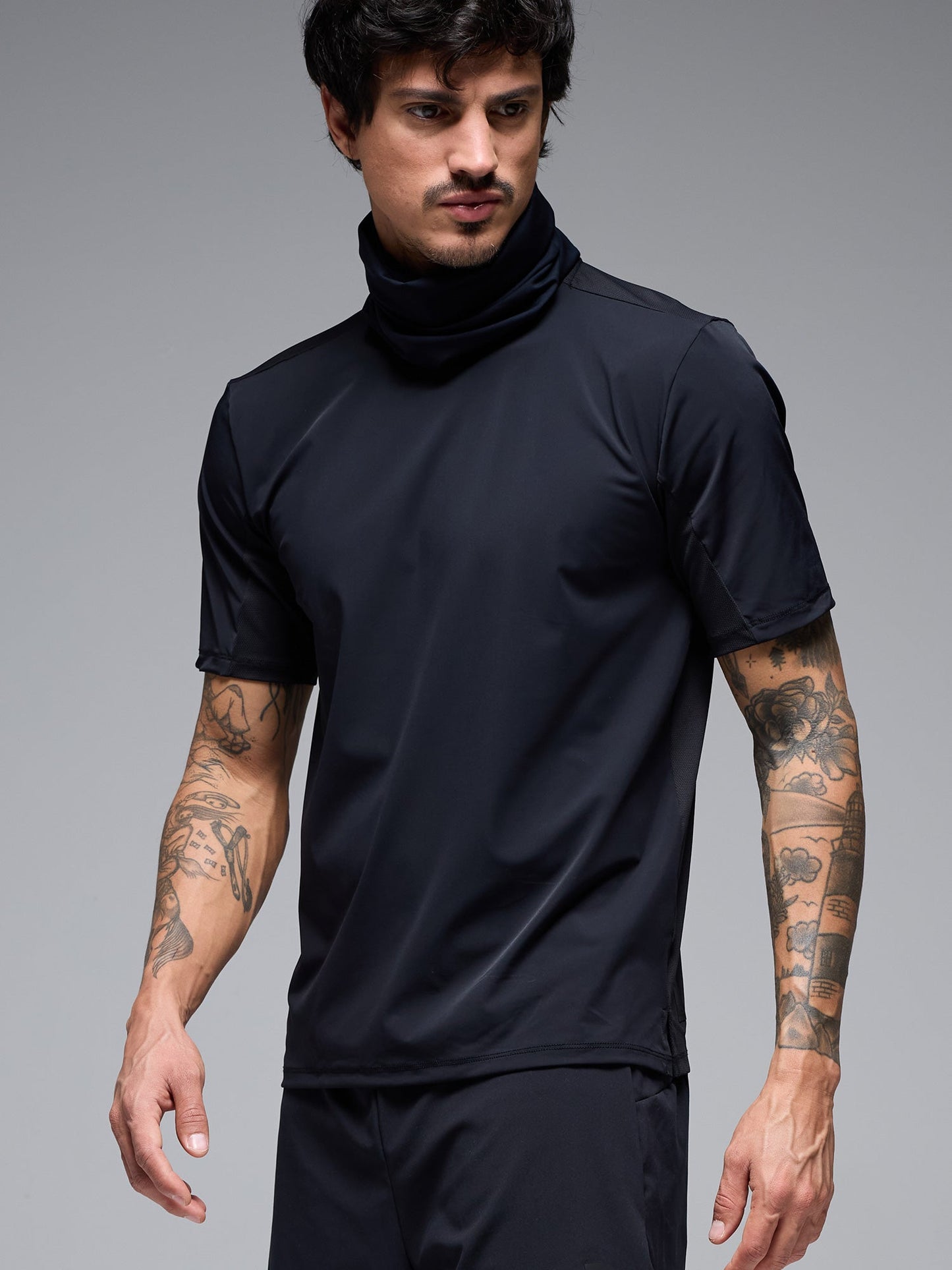 CAMISETA BYND OSAKA - NEGRO