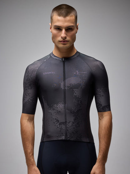 CAMISETA ESSNTL - PIXEL BLACK