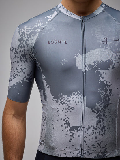 CAMISETA ESSNTL - PIXEL SLATE
