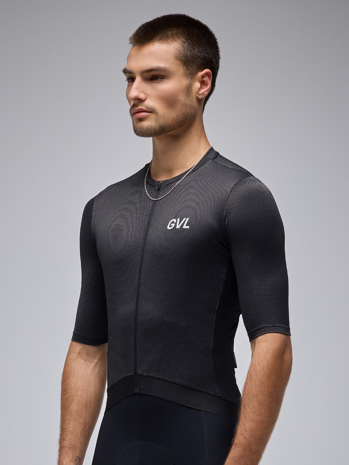 CAMISETA MODERN CLASSIC GRAFENO - NEGRO
