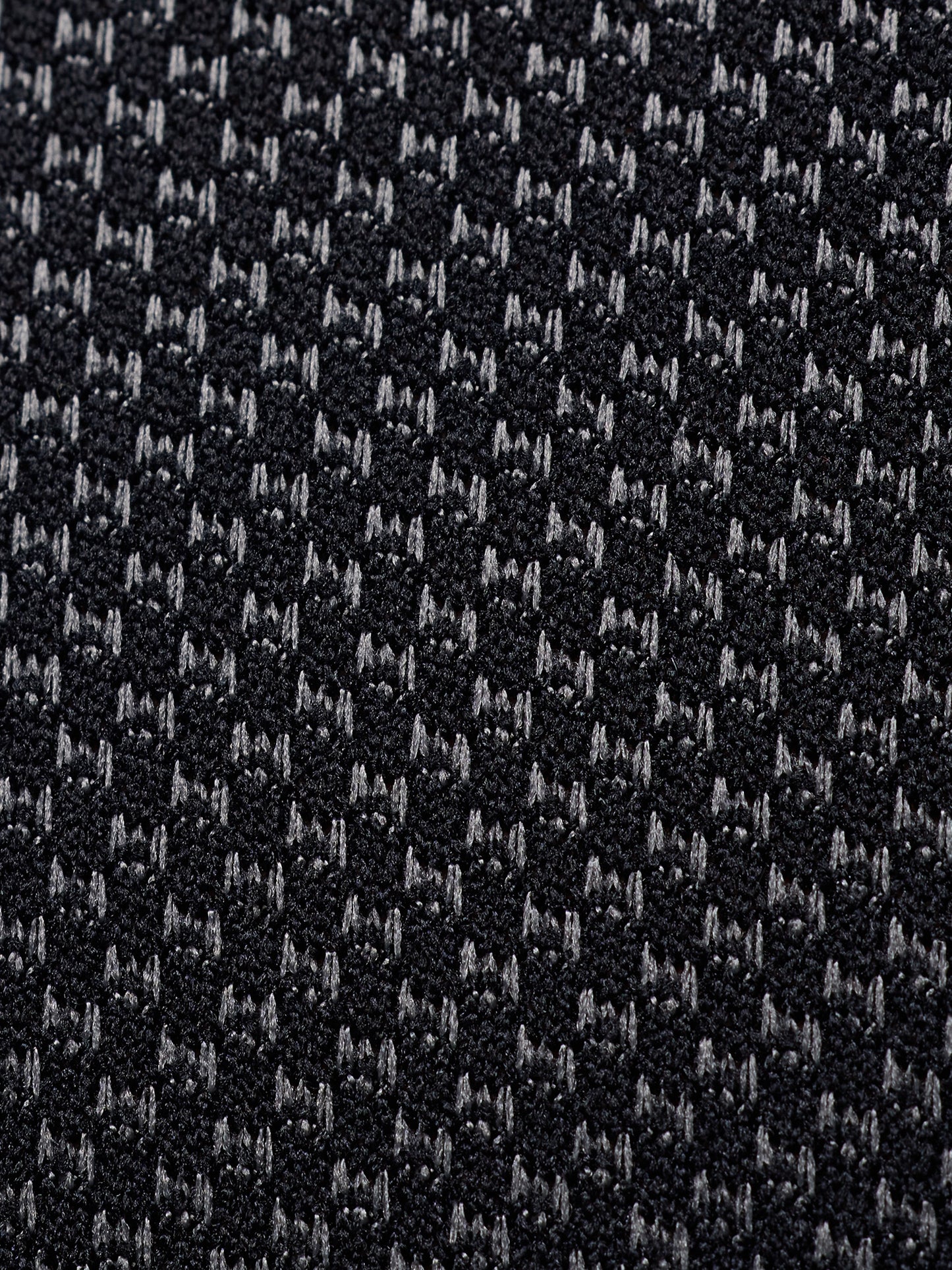 CAMISETA MODERN CLASSIC GRAFENO - NEGRO