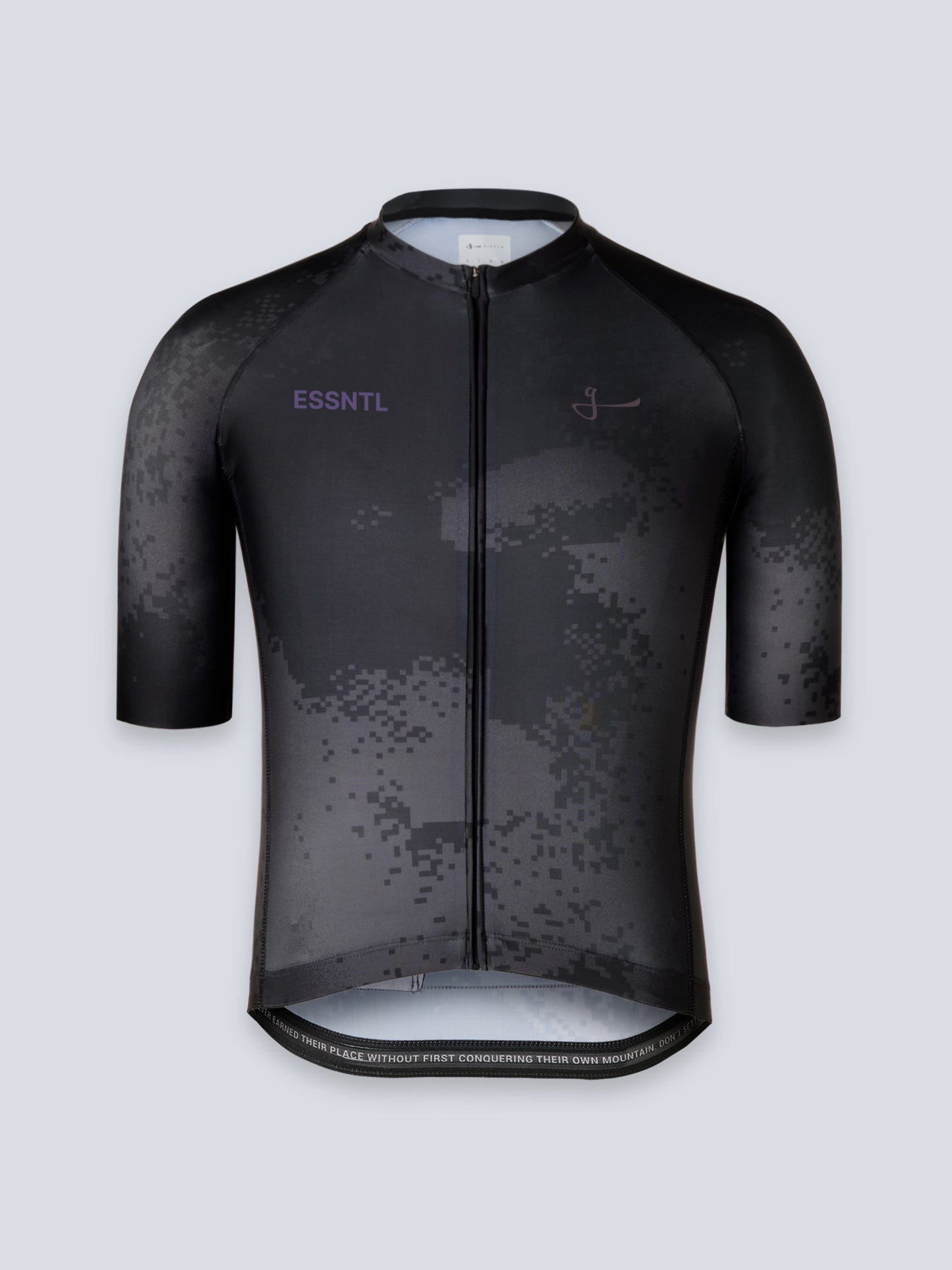 CAMISETA ESSNTL - PIXEL BLACK