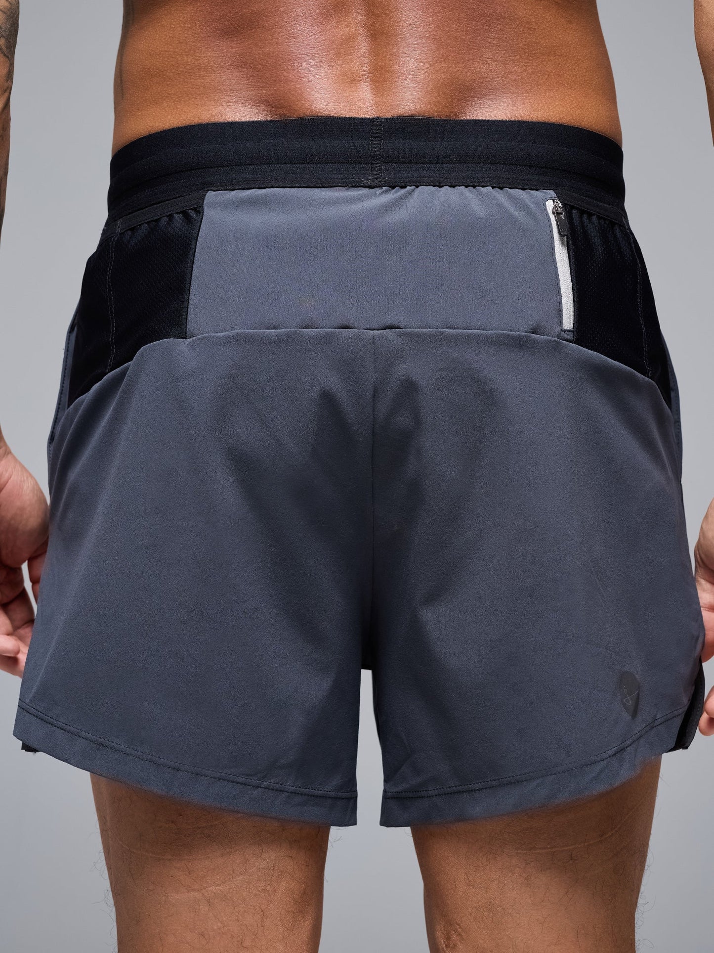 PANTALONETA BYND 5” - GRIS OSCURO